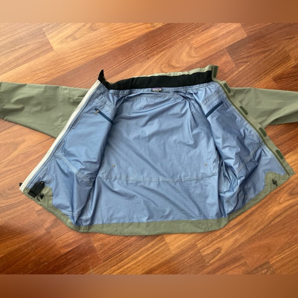 XL Patagonia men’s waterproof Swiftcurrent Wading Jacket for Fly Fishing - Picture 4 of 11
